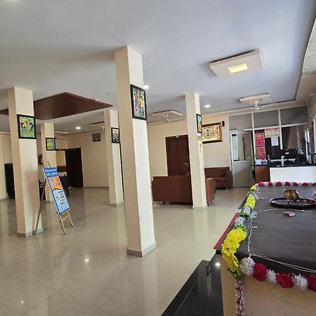 Hotel Maheshwari Green'S Ujjain Luaran gambar