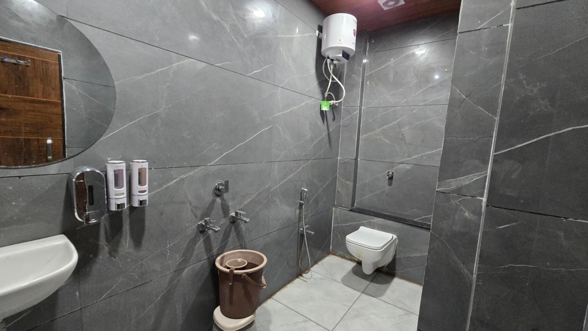 Hotel Maheshwari Green'S Ujjain Luaran gambar