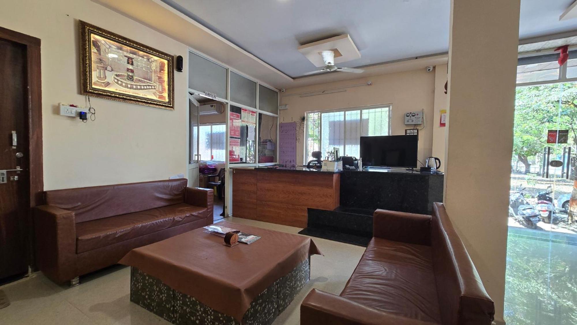 Hotel Maheshwari Green'S Ujjain Luaran gambar